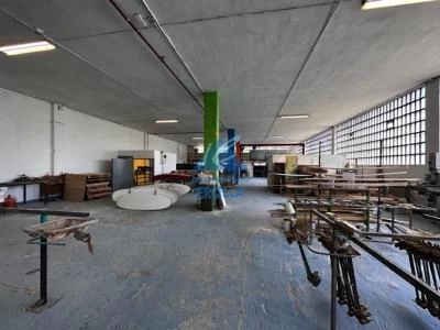 Nave industrial en venta con mucha luz natural en Margen Dcha. - Erandio